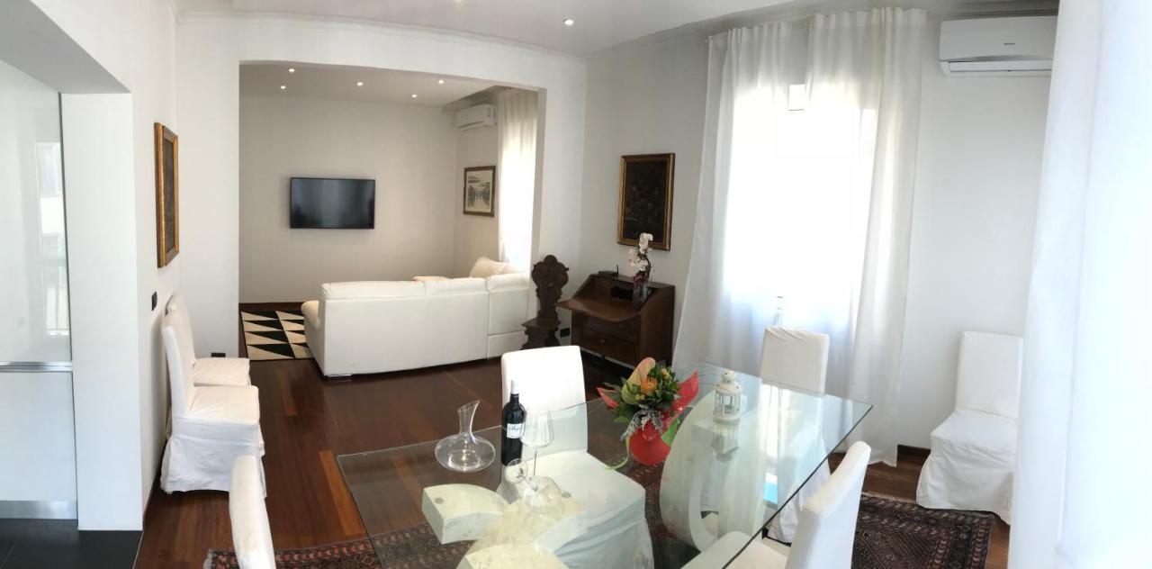 Mirandola Guest House ฟลอเรนซ์ ภายนอก รูปภาพ